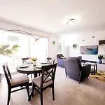 Le Marend 4 - T3 Avec Terrasse Antibes